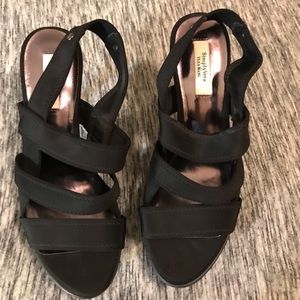 Vera wang black heels